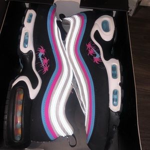 Nike Sneakers